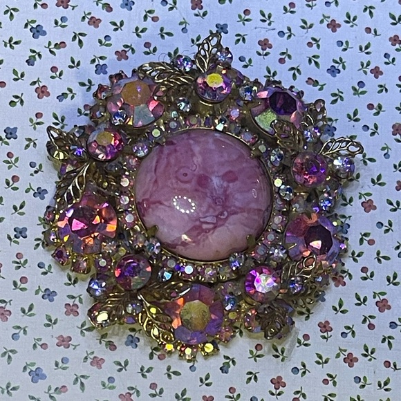 Vintage Juliana Large Pink Marbled Cabochon Aurora Borealis Crystal Brooch